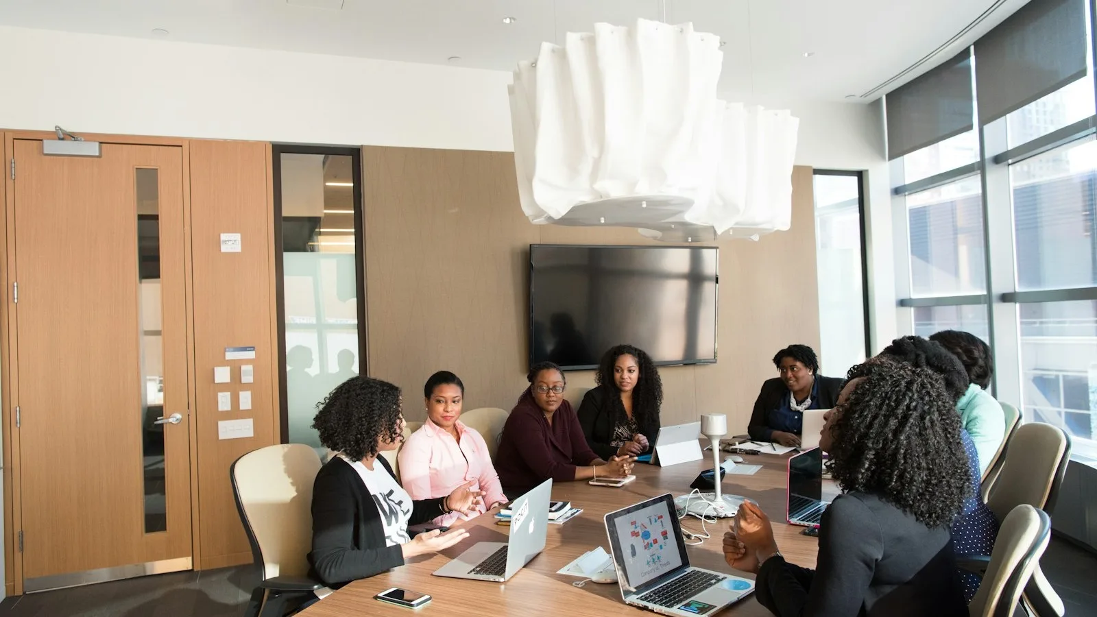 Colleagues in a working meeting