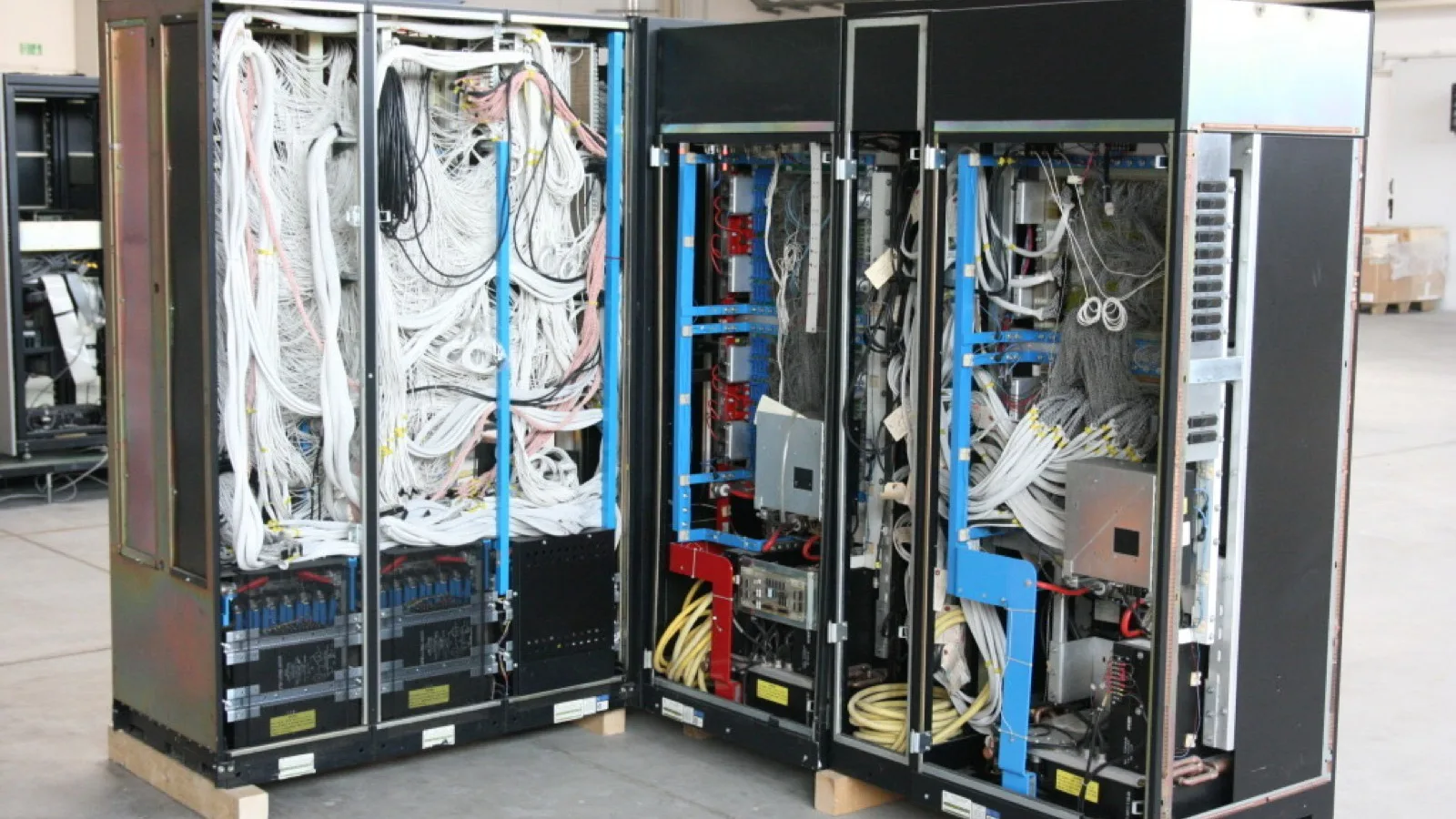 Server and networking hardware